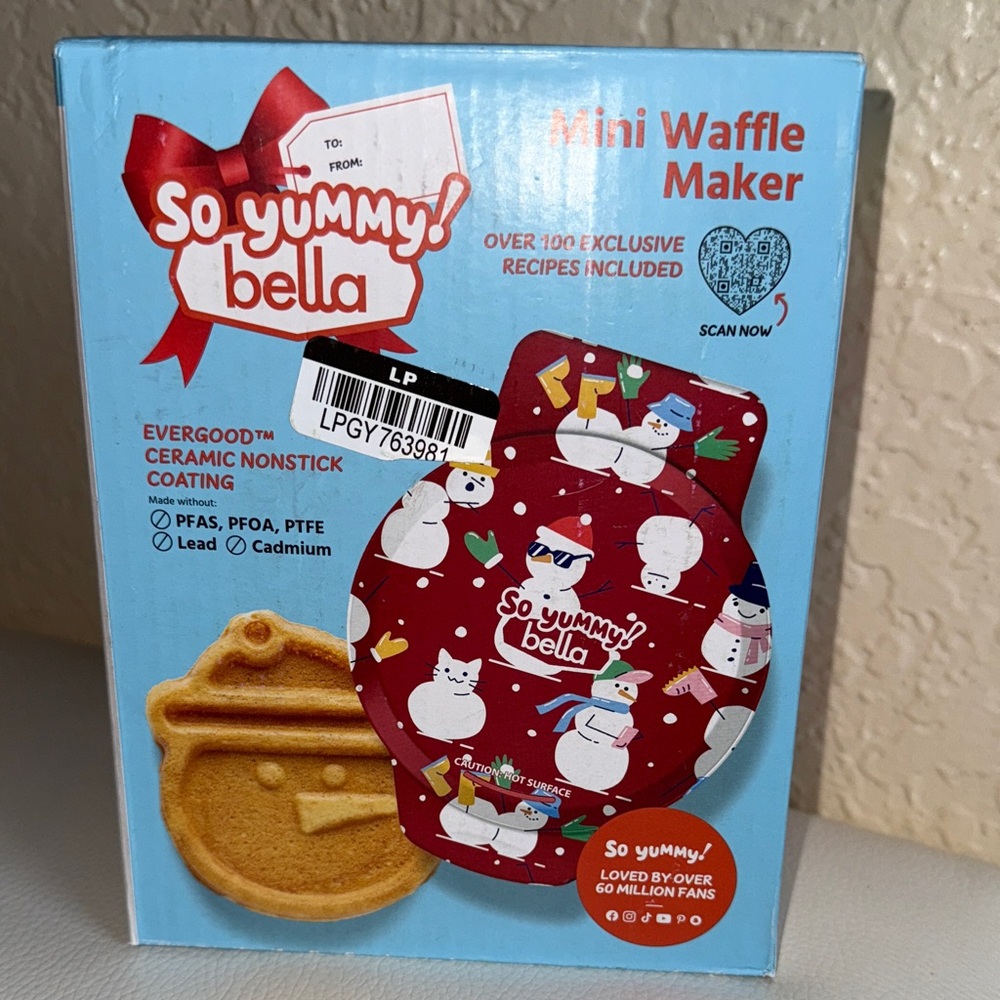 Red Mini Waffle Maker Plus Two Removable  Waffle Designs In Separate Package